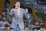 媒体人：杜锋策略是防内线/快轮转/点名周琦 奈何替补差距太明显